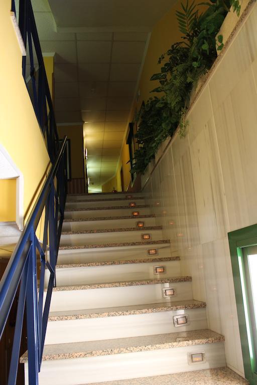 Hostal Prickly Villacanas ภายนอก รูปภาพ