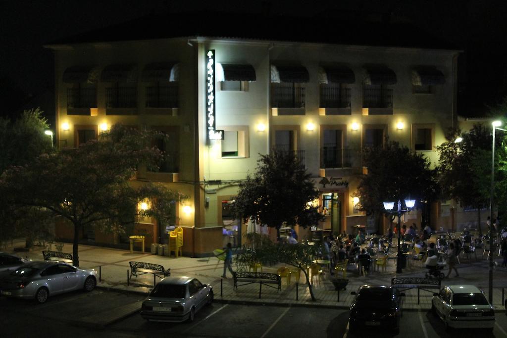 Hostal Prickly Villacanas ภายนอก รูปภาพ